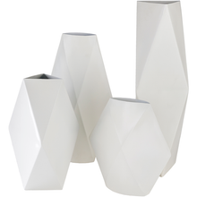 ROSS VASE MEDIUM BLACK OR IVORY 